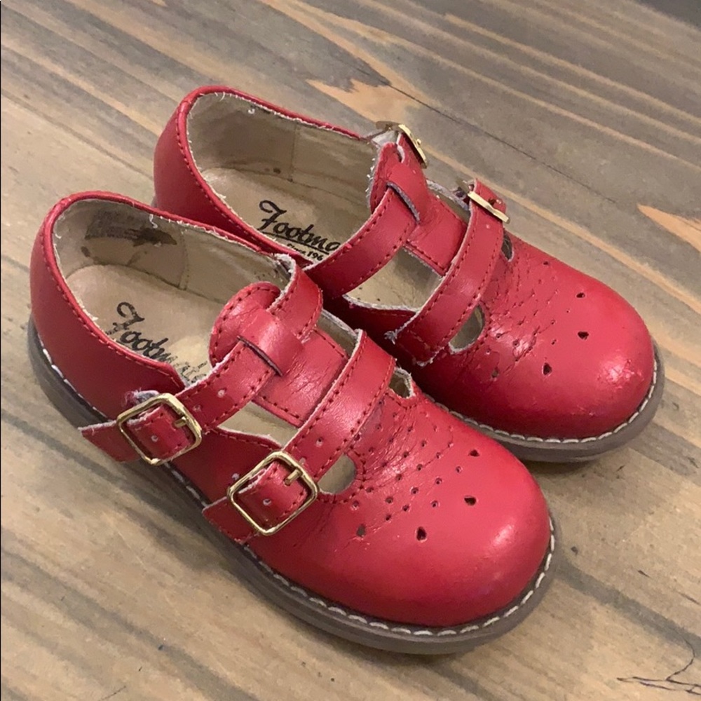 Red Danielle Footmates Mary Jane shoes